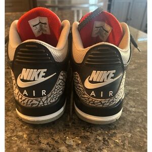 Gently used well cared for Jordan 3 black cements 
No original box